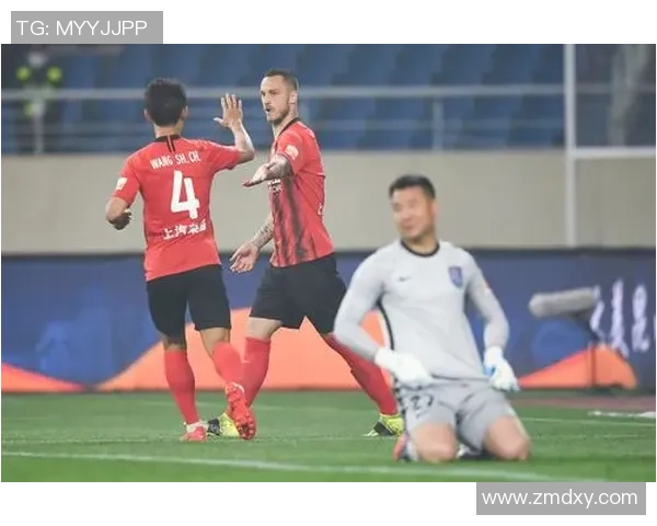 中超精彩对决尤文图斯逆转AC米兰帽子戏法点燃全场热情