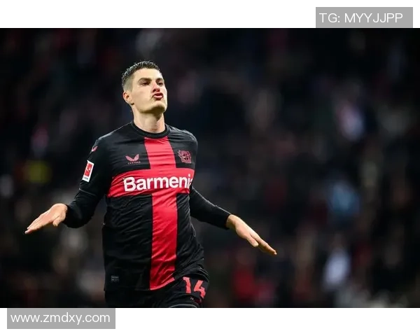 意甲激战：利物浦与巴黎圣日耳曼战成平局战术分析引发全场热议